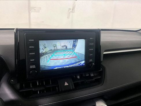Used 2019 Toyota RAV4 XLE image 21