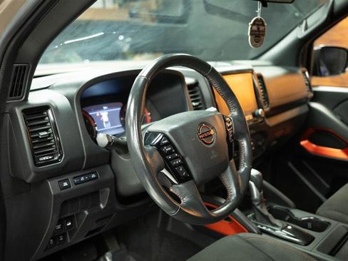 Used 2023 Nissan Frontier PRO-4X w/ Tow Package image 8