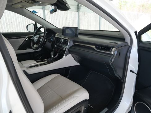 Used 2020 Lexus RX 350 FWD w/ Luxury Package image 16