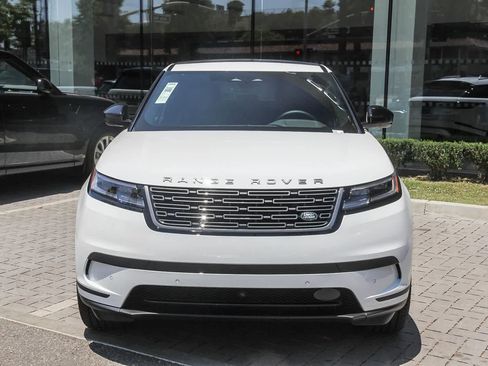 Used 2026 Land Rover Range Rover Velar S AWD/4WD image 2