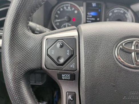 Used 2023 Toyota Tacoma SR5 RWD image 18