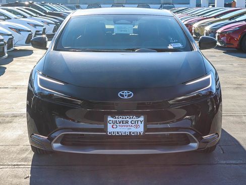 New 2026 Toyota Prius Limited image 2
