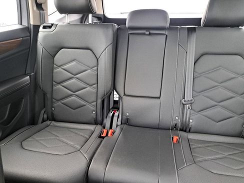 Used 2026 Volkswagen Atlas SE FWD image 17