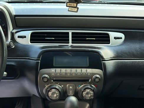 Used 2015 Chevrolet Camaro LS RWD image 9