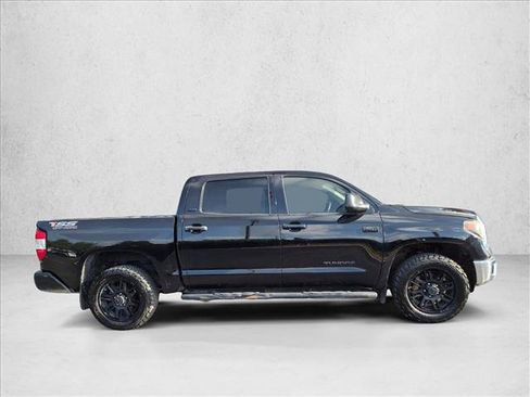 Used 2021 Toyota Tundra SR5 AWD/4WD image 4