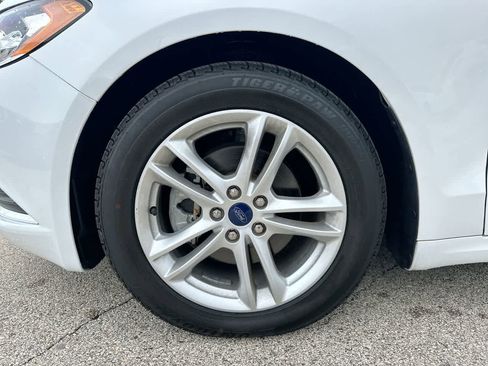 Used 2018 Ford Fusion SE image 19