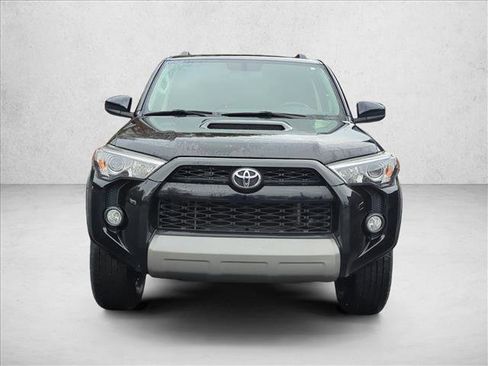 Used 2019 Toyota 4Runner TRD Off-Road image 2