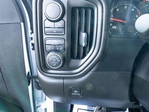 Used 2022 Chevrolet Silverado 2500 W/T w/ Gooseneck/5TH Wheel Package image 23