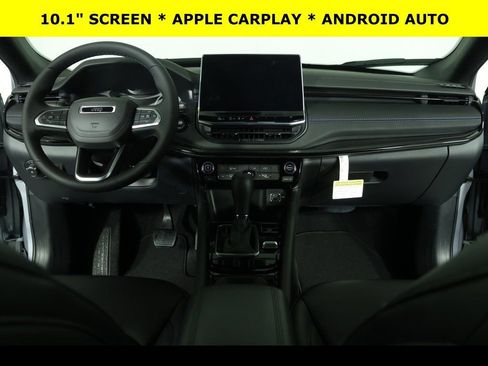 New 2026 Jeep Compass Latitude image 5