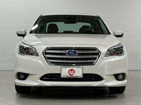 Used 2017 Subaru Legacy 2.5i Limited AWD/4WD image 3