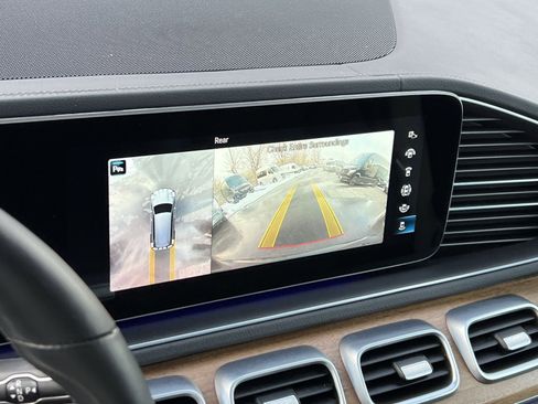 Certified 2023 Mercedes-Benz GLS 450 4MATIC image 17