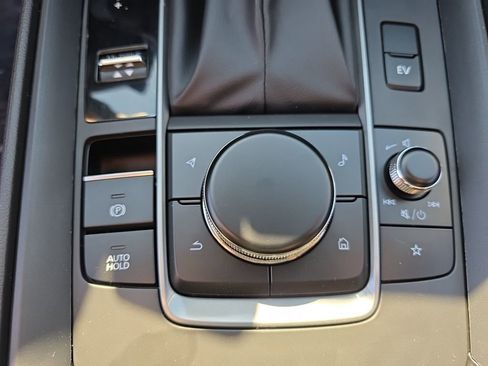 Certified 2025 MAZDA CX-50 2.5 Hybrid w/ Weather Package image 25