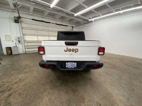 Used 2020 Jeep Gladiator Sport w/ Quick Order Package 24S image 5