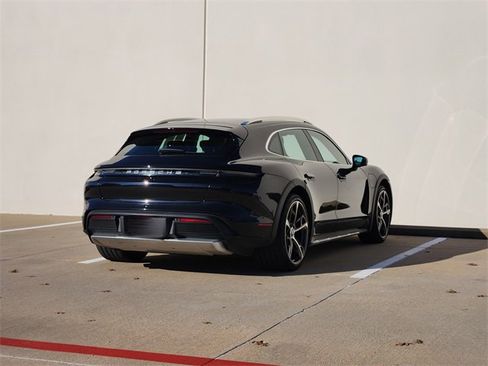 Used 2021 Porsche Taycan 4S image 7