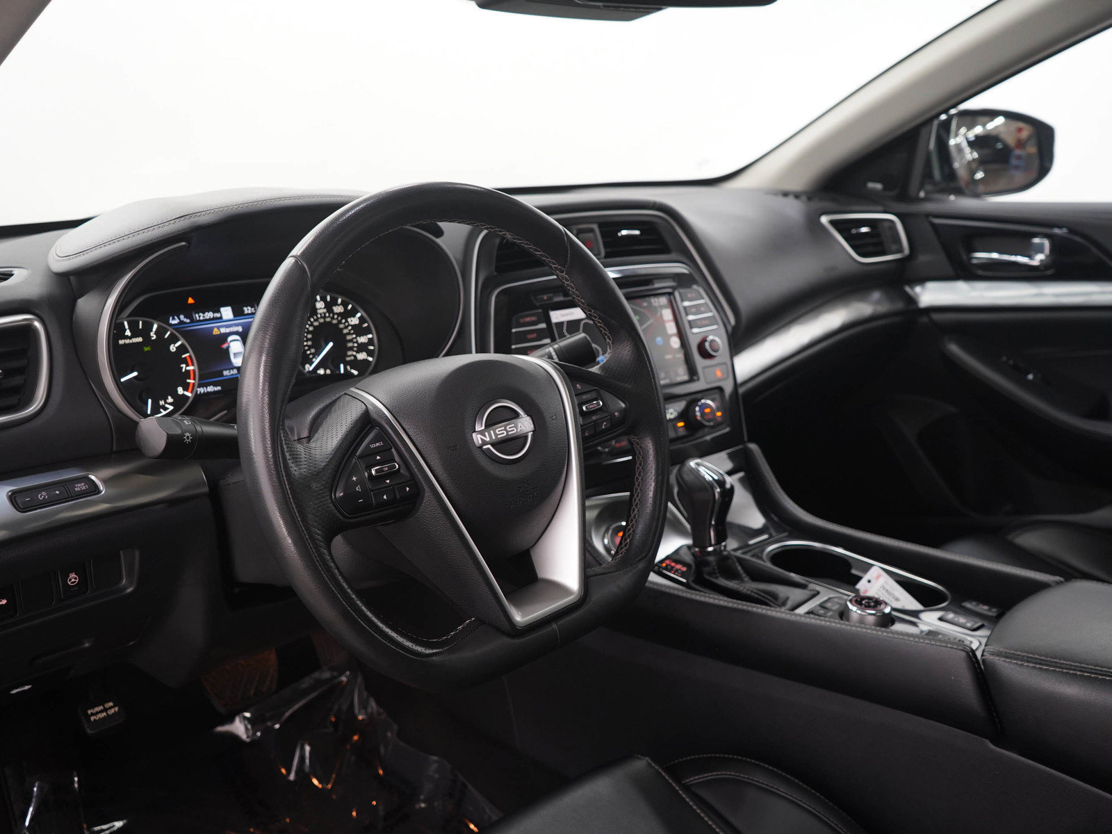 Used 2023 Nissan Maxima SL FWD image 23