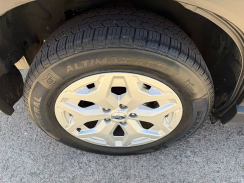 Used 2020 Subaru Forester w/ Alloy Wheel Package AWD/4WD image 8