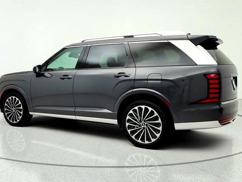 Used 2026 Hyundai Palisade Calligraphy FWD image 7