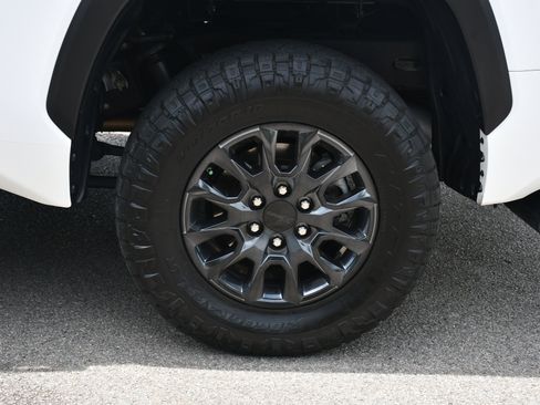 Used 2024 Toyota Tundra SR5 w/ SR5 Premium Package AWD/4WD image 21