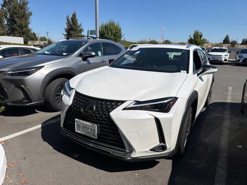 Used 2024 Lexus UX 250h FWD image 1