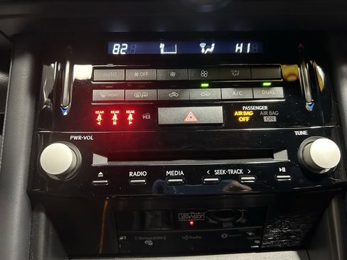 Used 2021 Lexus IS 350 F Sport image 20