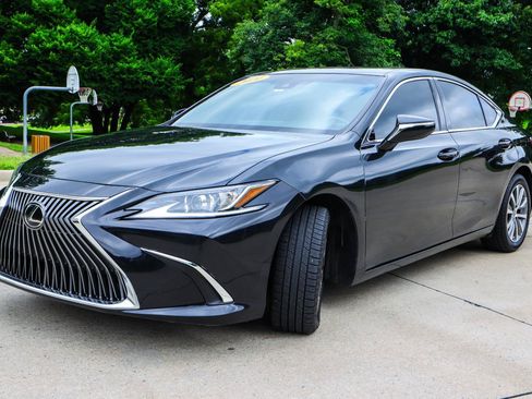 Used 2021 Lexus ES 350 w/ Accessory Package 2 FWD image 3