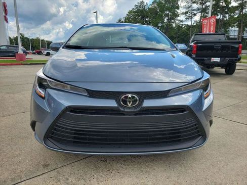 Certified 2026 Toyota Corolla LE FWD image 4