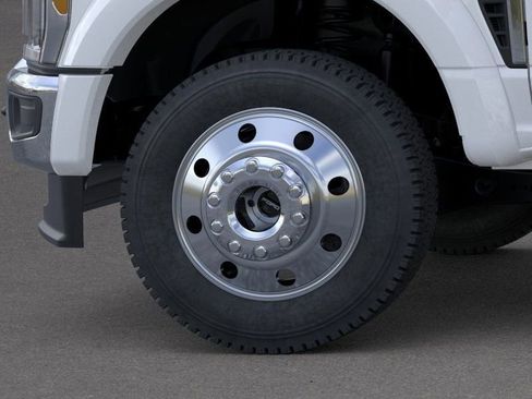New 2026 Ford F450 XLT w/ FX4 Off-Road Package image 19