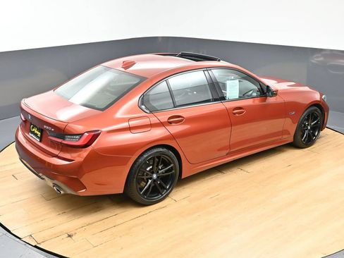 Used 2022 BMW 330e w/ M Sport Package RWD image 45
