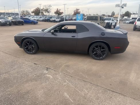 Used 2022 Dodge Challenger SXT w/ Blacktop Package image 8