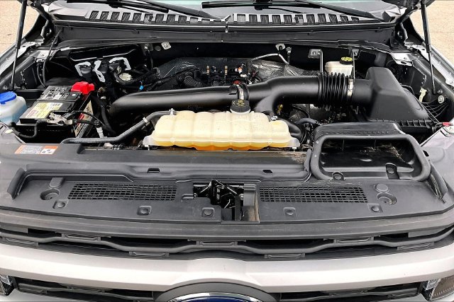 Used 2024 Ford Expedition XLT AWD/4WD image 10