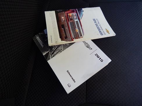 Used 2015 Chevrolet Silverado 1500 LT image 27