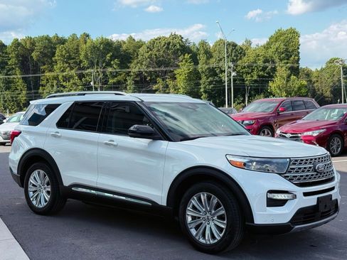 Used 2020 Ford Explorer Limited image 12