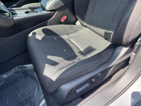 Certified 2025 Honda Accord SE image 17