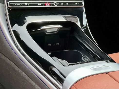Certified 2026 Mercedes-Benz C 300 4MATIC Sedan image 35