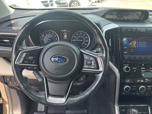 Used 2019 Subaru Ascent Limited w/ Popular Package #3 AWD/4WD image 5