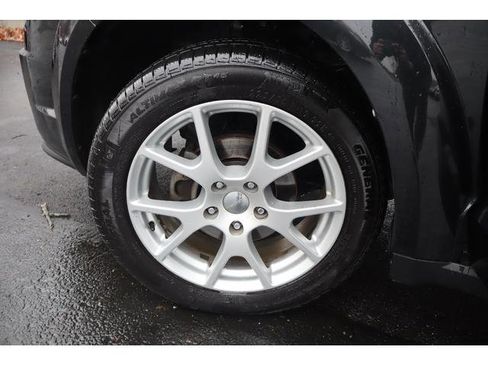 Used 2011 Dodge Journey Crew image 12