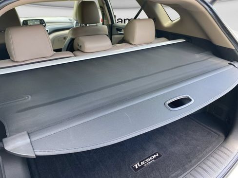 Used 2021 Hyundai Tucson Limited AWD/4WD image 19