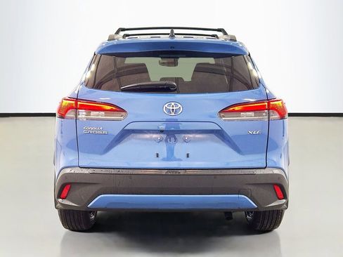 New 2026 Toyota Corolla Cross XLE w/ Convenience Package FWD image 5