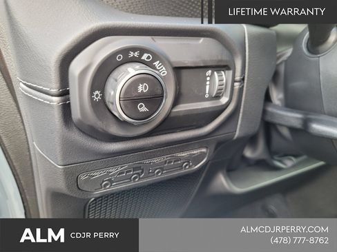 New 2025 Jeep Gladiator Rubicon w/ Safety Group AWD/4WD image 25