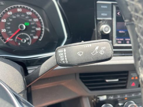 Used 2019 Volkswagen Jetta R-Line w/ R-Line Cold Weather Package FWD image 19