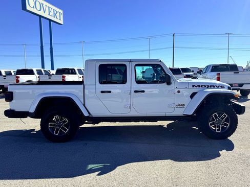 Used 2024 Jeep Gladiator Mojave image 6