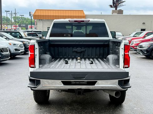 Used 2026 Chevrolet Silverado 2500 LTZ w/ LTZ Premium Package AWD/4WD image 39