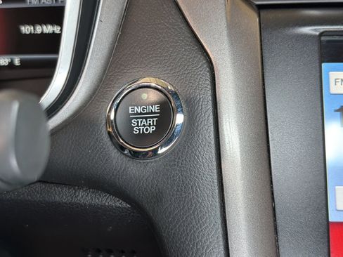 Used 2019 Ford Fusion SEL FWD image 24