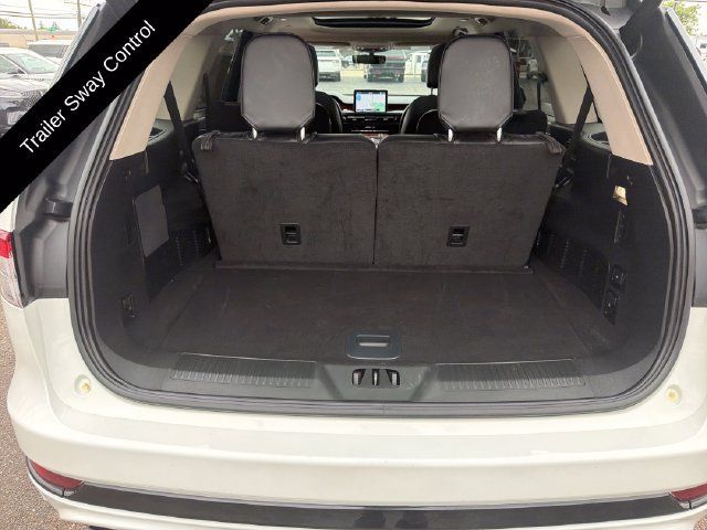 Used 2023 Lincoln Aviator Reserve w/ Equipment Group 201A AWD/4WD image 26