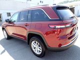 Used 2023 Jeep Grand Cherokee Laredo X image 3