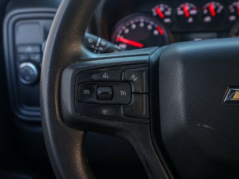 Used 2022 Chevrolet Silverado 1500 Custom image 25