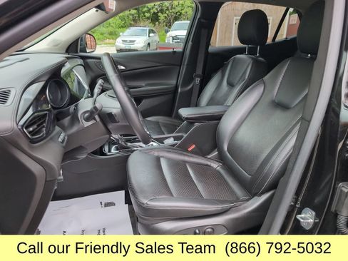 Used 2023 Buick Encore GX Essence w/ Advanced Technology Package AWD/4WD image 11