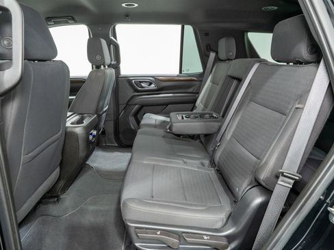 Used 2023 GMC Yukon SLE w/ Gmc Pro Safety Plus Package image 29