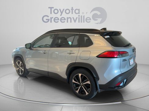 Certified 2025 Toyota Corolla Cross AWD Hybrid w/ Convenience Package image 4