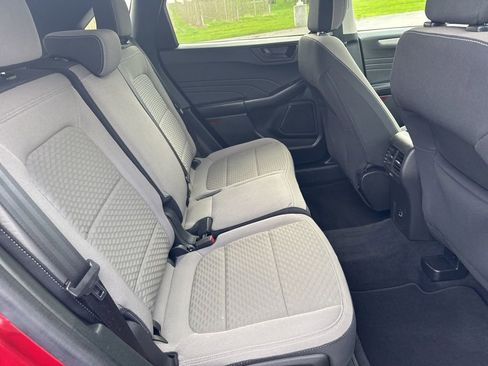 Used 2022 Ford Escape SE w/ Cold Weather Package AWD/4WD image 11